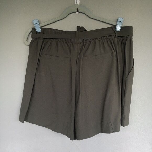 A New Day Paperbag Shorts Size L Tie High Waist Olive Green Wide leg  Boho - Picture 7 of 10
